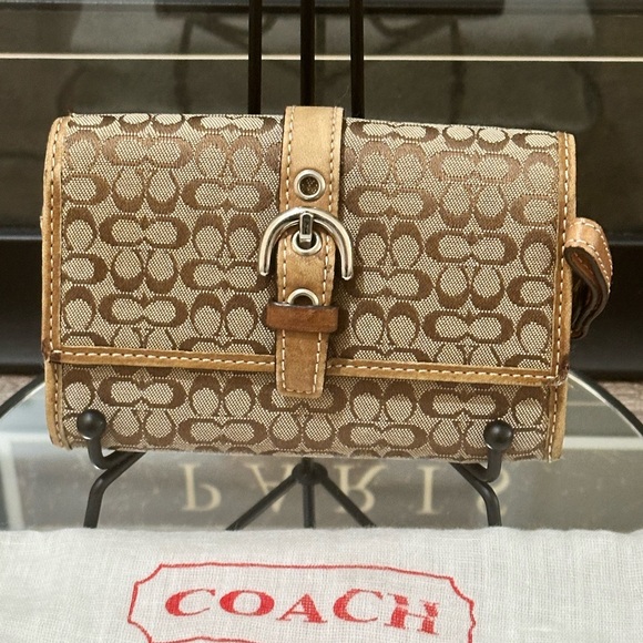 Coach Vintage Signature Mini C's Signature Soho Compact Wallet - Picture 1 of 16